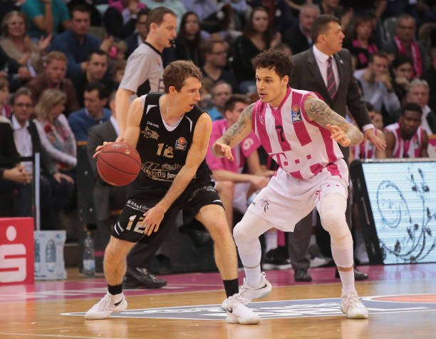 锋线多面手 锋线多面手